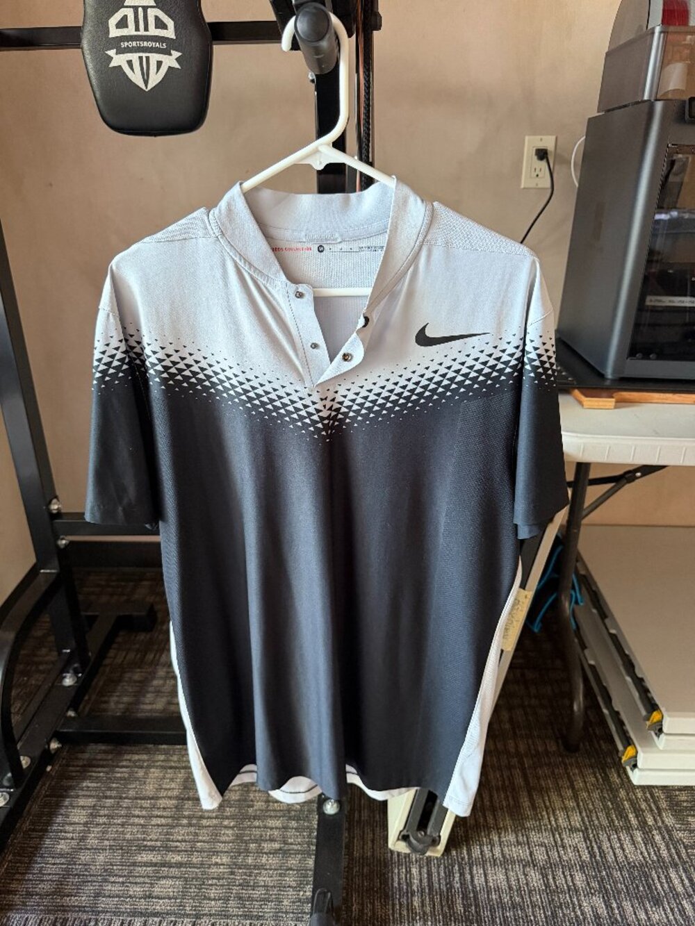 Nike Golf Tiger Woods Men’s Medium Black White Color-Block Band-Collar Shirt